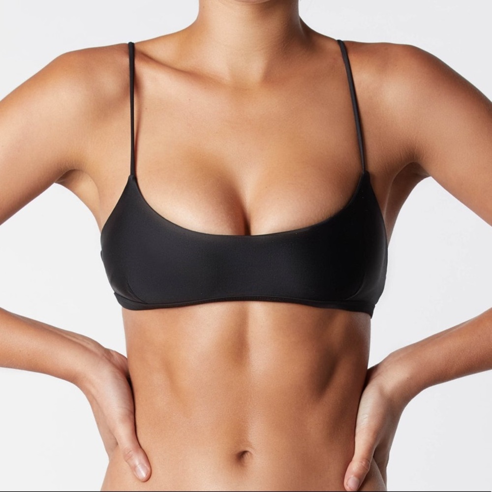 BLACK BIKINI TOP - IT’S NOW COOL | SIZE M | NWT AND IN PACKAGING